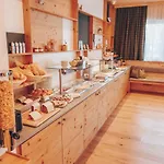 Апарт-готель Rittis Alpin Dachstein
