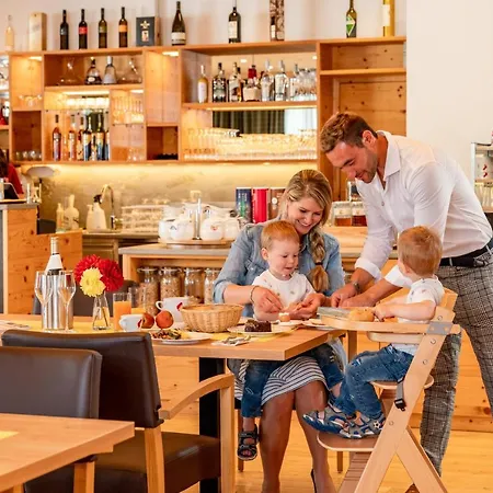 Апарт-готель Rittis Alpin Dachstein 4*