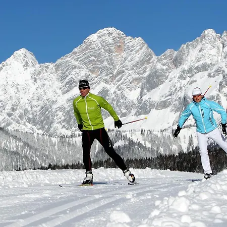Rittis Alpin Dachstein 람자우 암 다흐스타인